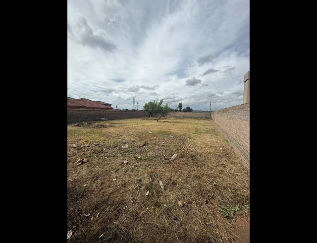 LAND FOR SALE IN LENASIA EXT 13